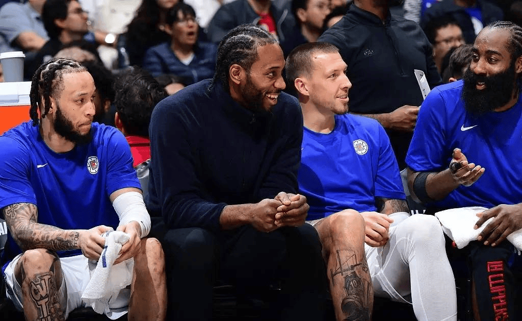 塞内加尔虽然3球完胜，但杰克逊、马内均多次浪费良机（塞内加尔3球大胜仍显锋线低效，杰克逊与马内屡失良机）